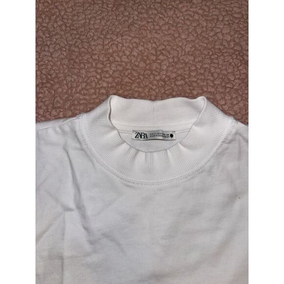 Zara Women’s Long Sleeve White Oversized Sweater Small Size - Picture 2 of 8